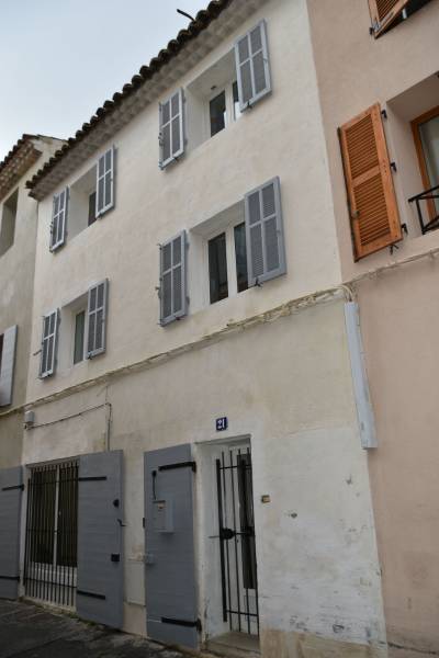 Surélévation partielle et le réaménagement intérieur Aix en Provence centre ville